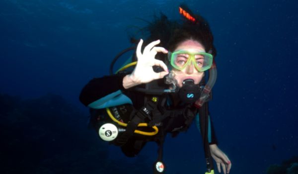 PADI Emergency Oxygen Provider